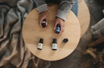 Quelles huiles essentielles choisir contre le rhume : guide pour bien les utiliser