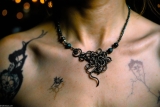 Collier qui s’emmêle signification spirituelle : Décryptage